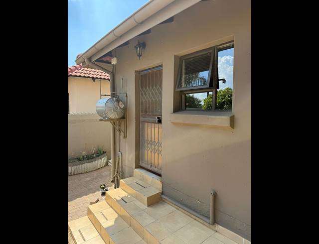3 BEDROOM GATED ESTATE FOR SALE IN MELODIE